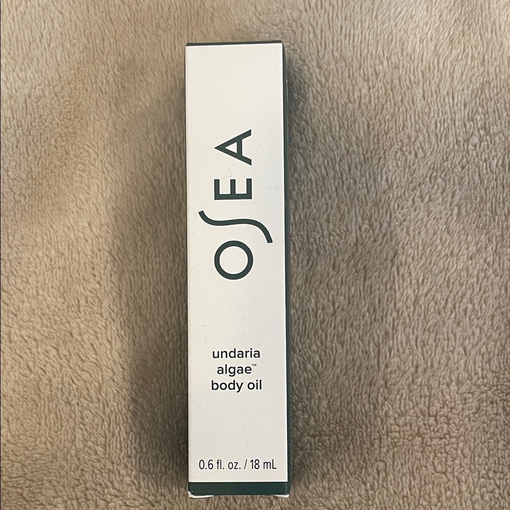 OSEA Undaria Algae Body Oil - White